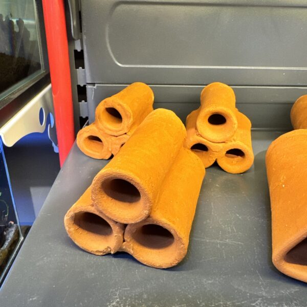 3 tubes