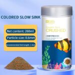 Nourriture pour poissons colorées